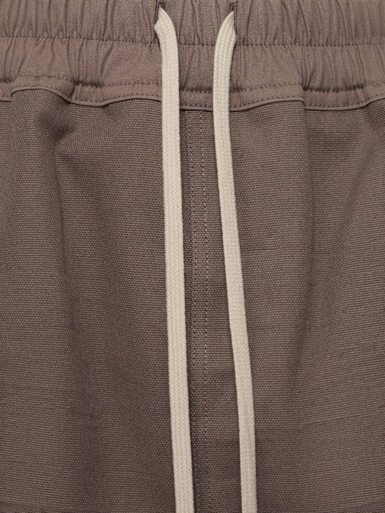 Rick Owens: Boxers drawstring shorts - Dust - men_4 | Luisa Via Roma