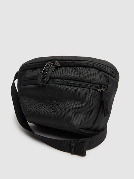 Arc'teryx: Gürteltasche „Mantis 1“ - men_1 | Luisa Via Roma
