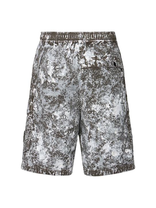 Stone Island: LuisaViaRoma Bermuda shorts - Verde Militare - women_3 | Luisa Via Roma