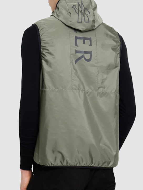 Moncler: Moretan nylon vest - Sage Green - men_2 | Luisa Via Roma