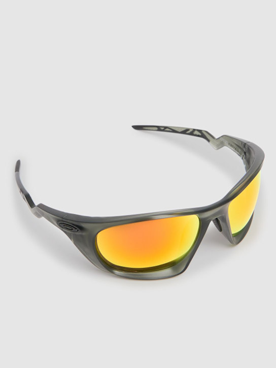 Oakley: Lateralis mirrored sunglasses - Matte Olive Ink - men_1 | Luisa Via Roma