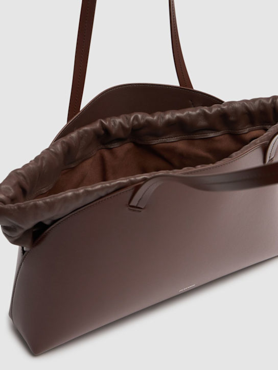 Jil Sander: Medium Curve palmellato leather bag - Dark Earth - women_5 | Luisa Via Roma