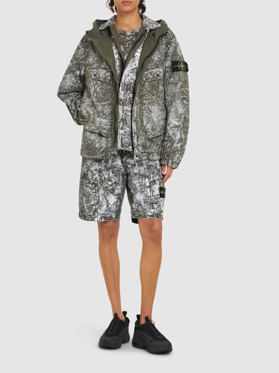 Stone Island: Kapuze aus Technostoff mit Kapuze „LuisaViaRoma“ - Verde Militare - women_1 | Luisa Via Roma