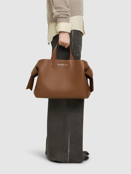 Acne Studios: Musubi leather tote bag - women_1 | Luisa Via Roma
