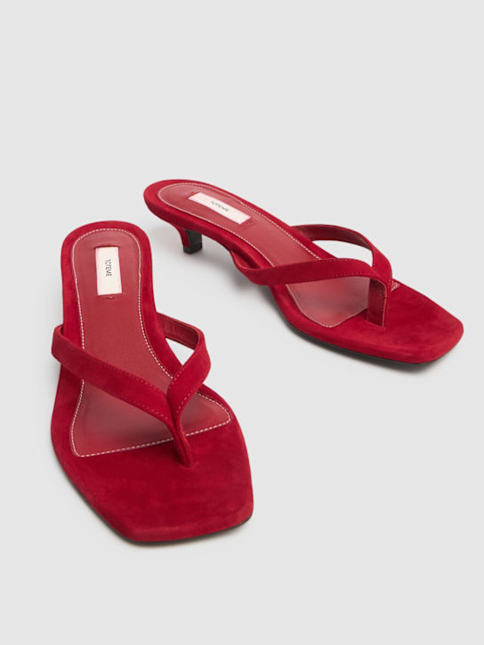 Toteme: 35mm Leather flip flop sandals - Red - women_2 | Luisa Via Roma