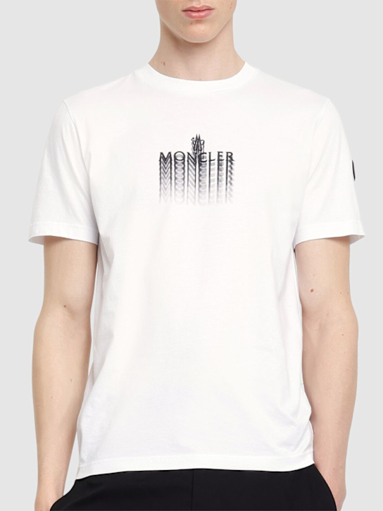 Moncler: Faded logo cotton t-shirt - White - men_2 | Luisa Via Roma