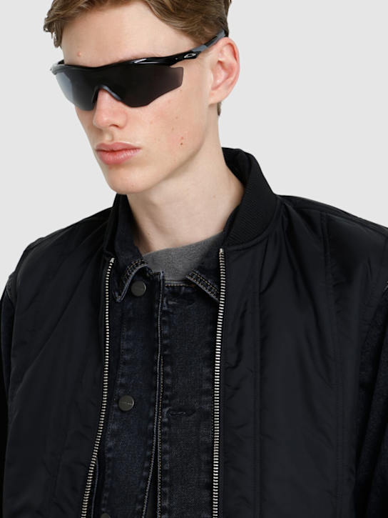 Oakley: M2 Frame XL sunglasses - Polished Black - men_2 | Luisa Via Roma