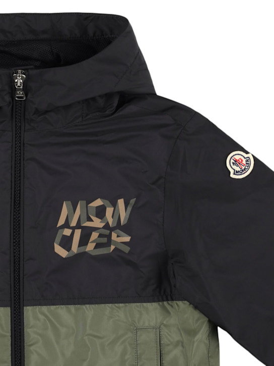Moncler: Chaqueta de techno - Negro/Verde - kids-boys_1 | Luisa Via Roma