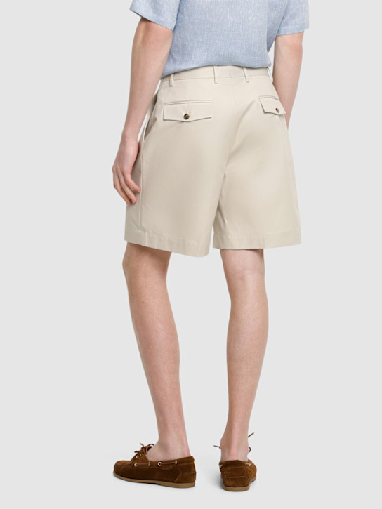 Lardini: Pleated cotton shorts - Beige - men_2 | Luisa Via Roma