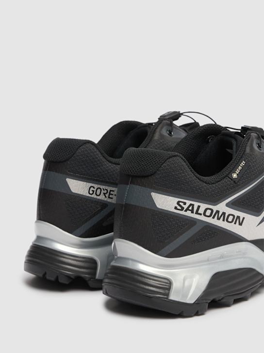 Salomon: XT-Pathway Advanced Gore-Tex sneakers - Black/Silver - men_4 | Luisa Via Roma