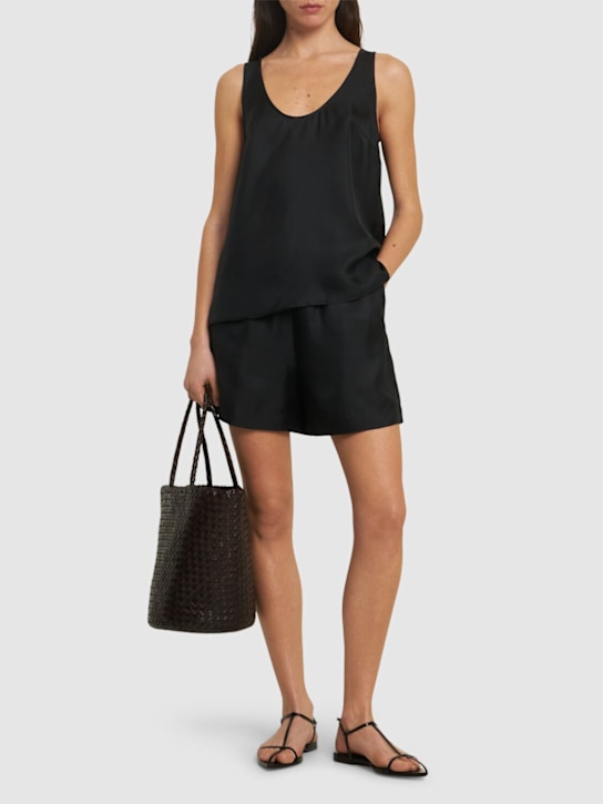 Loulou De Saison: Gaby scoop neckline silk tank top - Black - women_1 | Luisa Via Roma