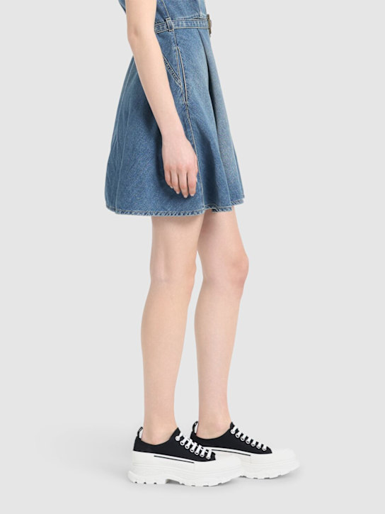 McQueen: 45mm Tread slick lace-up sneakers - Black/White - women_1 | Luisa Via Roma