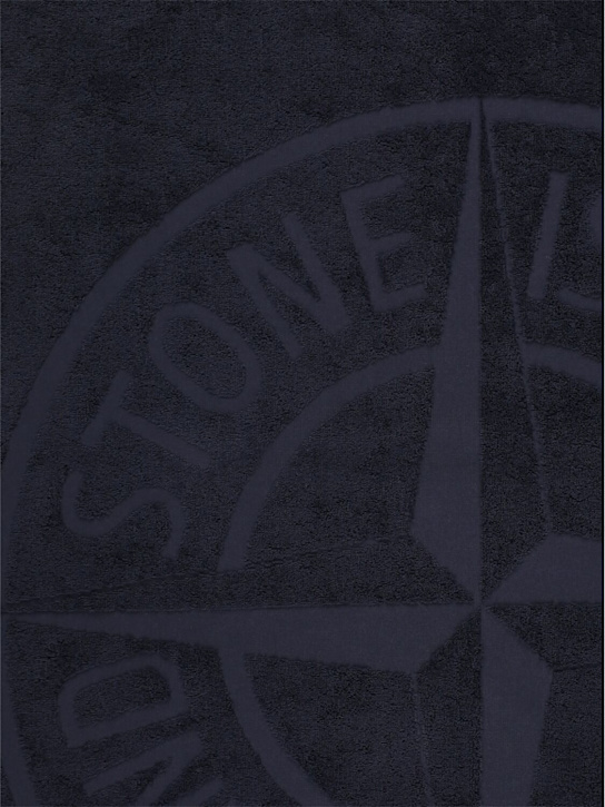 Stone Island Junior: Cotton terry beach towel w/logo - Blue - kids-boys_1 | Luisa Via Roma