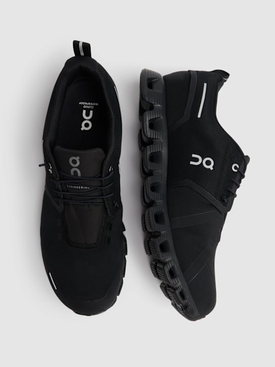 On: Wasserdichte Sneakers „Cloud 5“ - Total Schwarz - men_3 | Luisa Via Roma