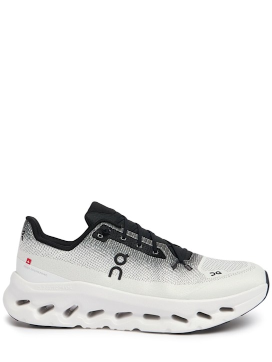 On: Cloudtilt sneakers - men_0 | Luisa Via Roma