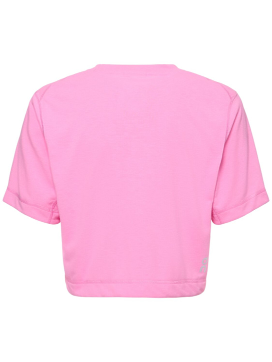 On: Train-T tech crop t-shirt - Raspberry - women_3 | Luisa Via Roma