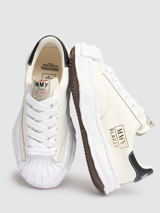 Mihara Yasuhiro: Ledersneakers „Blakey“ - Weiß - women_1 | Luisa Via Roma