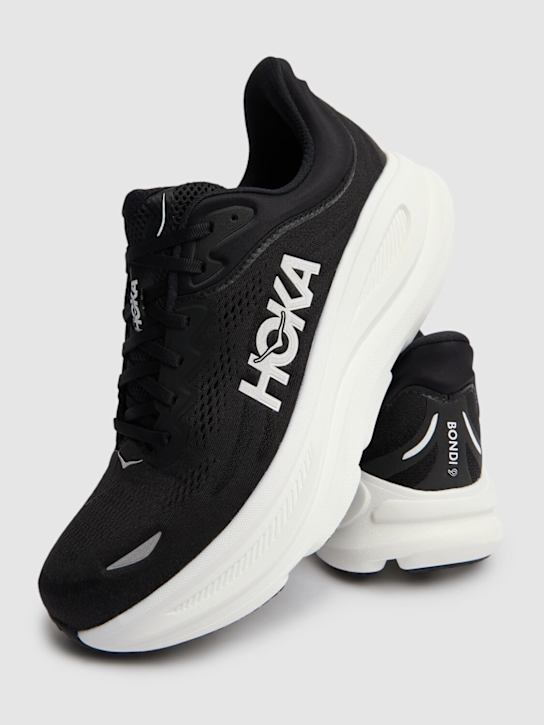 Hoka: Bondi 9 sneakers - Black/White - men_2 | Luisa Via Roma
