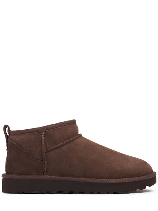 Ugg: 31mm Classic Ultra Mini shearling boots - women_0 | Luisa Via Roma