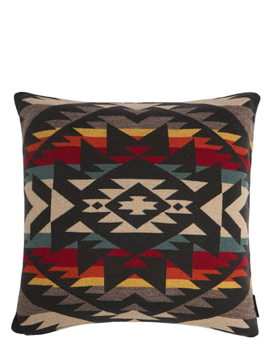 Pendleton Woolen Mills: Knit pillow - ecraft_0 | Luisa Via Roma