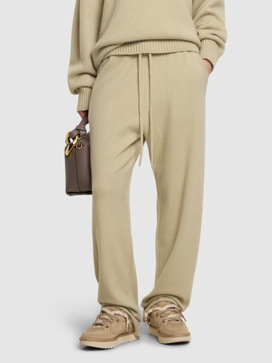 Ugg: 31mm W Lo suede sneakers - Beige - women_1 | Luisa Via Roma