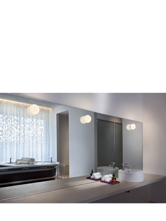 Flos: Mini Glo-Ball ceiling & wall mirror lamp - White - ecraft_2 | Luisa Via Roma