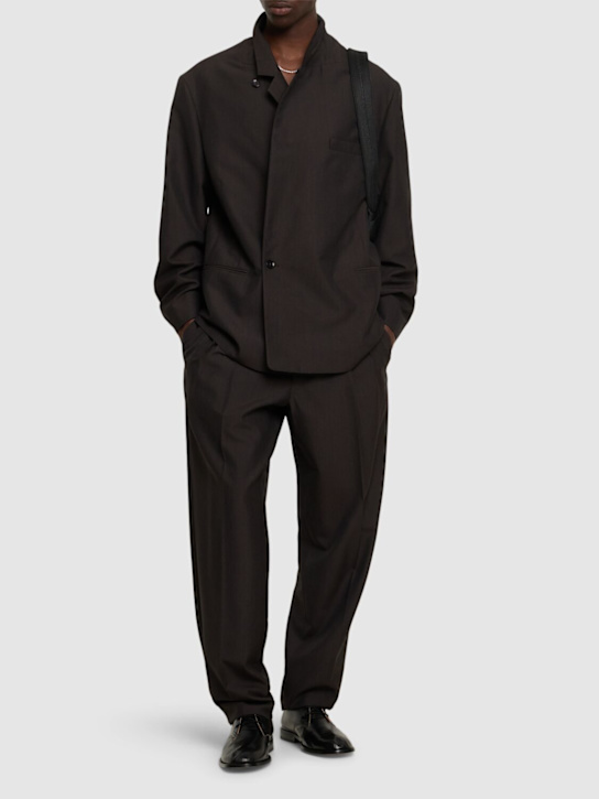 Lemaire: Hose mit Plissees - Dark Espresso M - men_1 | Luisa Via Roma
