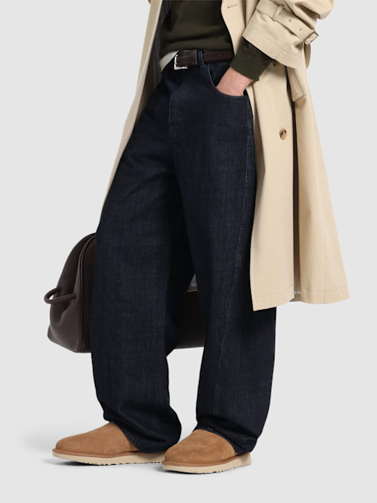 Ugg: 10mm Classic Slip-On shearling loafers - Chestnut - men_1 | Luisa Via Roma