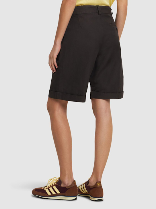 ASPESI: Cotton gabardine bermuda shorts - Brown - women_2 | Luisa Via Roma