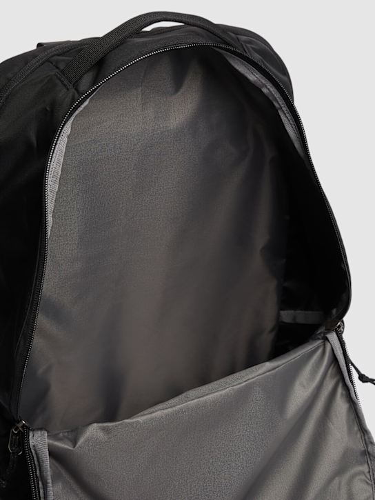 Patagonia: 30L Refugio Day Pack tech backpack - men_6 | Luisa Via Roma