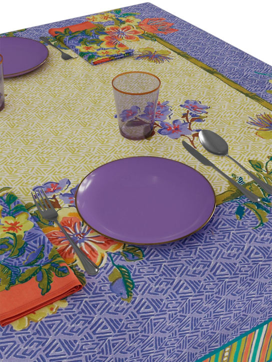 LISA CORTI: Oriental Garden Pervinch tablecloth - Purple - ecraft_2 | Luisa Via Roma