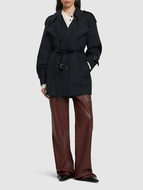 Burberry: Trench corto in gabardina di cotone - women_1 | Luisa Via Roma