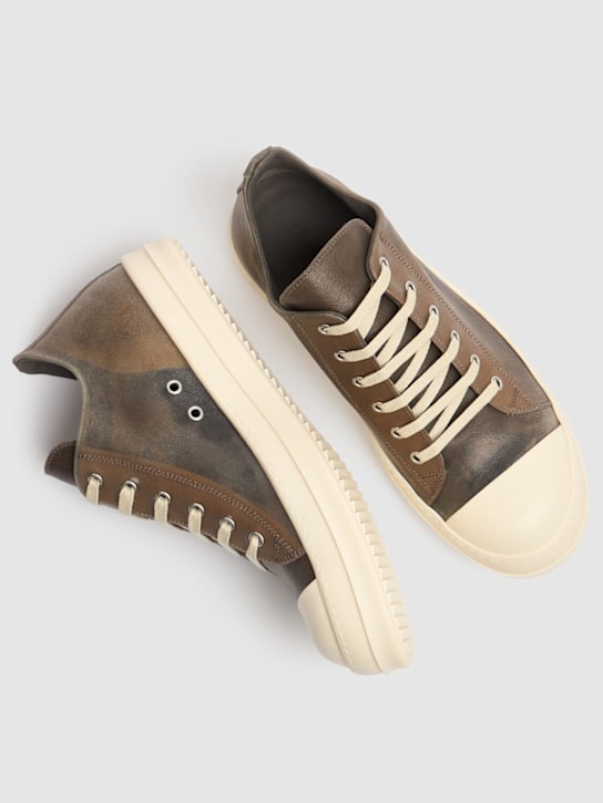 Rick Owens: Low Sneaks sneakers - Dust/Milk - men_2 | Luisa Via Roma