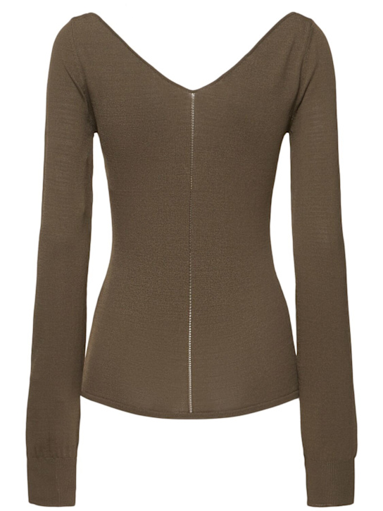 Lemaire: Viscose crepe wide v-neck top - Khaki - women_3 | Luisa Via Roma
