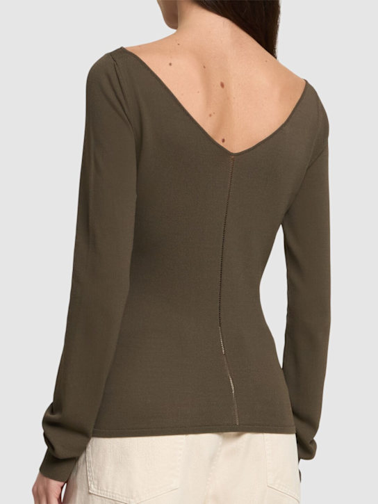 Lemaire: Viscose crepe wide v-neck top - Khaki - women_2 | Luisa Via Roma
