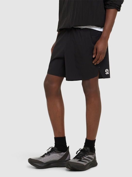 adidas Originals: Adizero Boston 12 sneakers - Siyah - men_1 | Luisa Via Roma