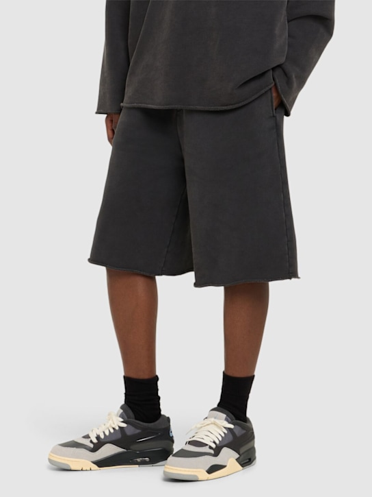 Jordan: Air Jordan 4 RM スニーカー - Blk/Anthracite - men_1 | Luisa Via Roma
