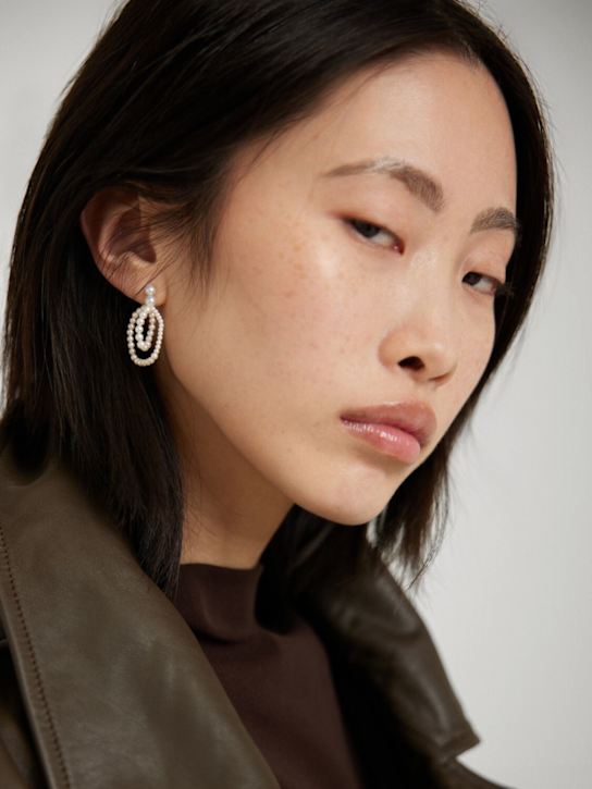 Sophie Bille Brahe: Petite Wrapped 14kt & pearl mono earring - Pearl - women_1 | Luisa Via Roma