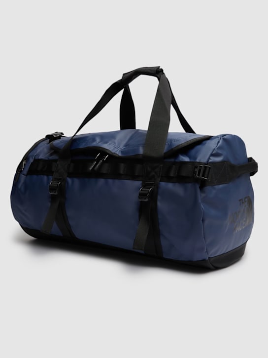 The North Face: Bolso duffle M Base Camp - Summit Navy - men_1 | Luisa Via Roma
