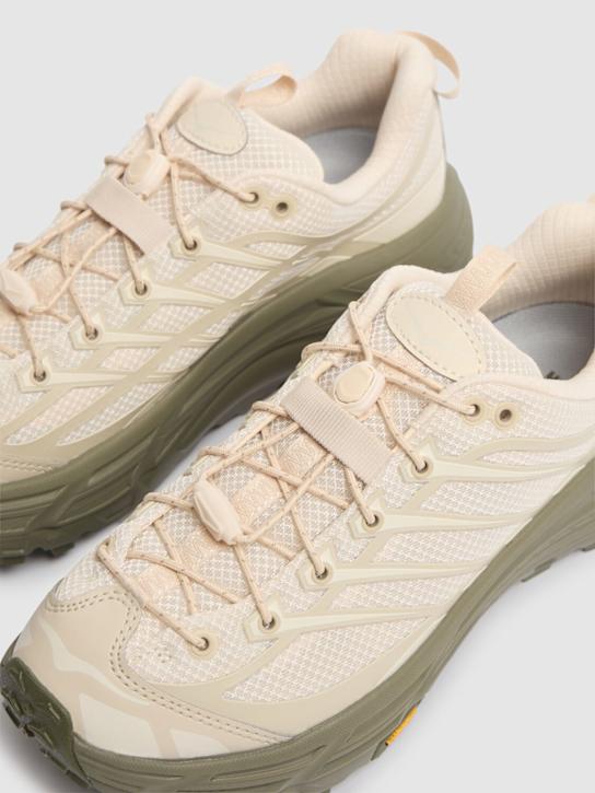 Hoka: Mafate Three2 sneakers - Oat Milk - men_4 | Luisa Via Roma