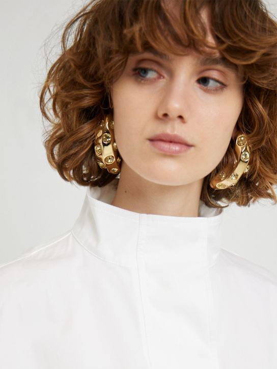 Jacquemus: Les Boucles Bananes stud earrings - Gold/Crystal - women_1 | Luisa Via Roma