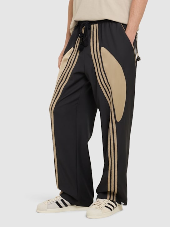 adidas Originals: SFTM Superstar 82 sneakers - men_1 | Luisa Via Roma