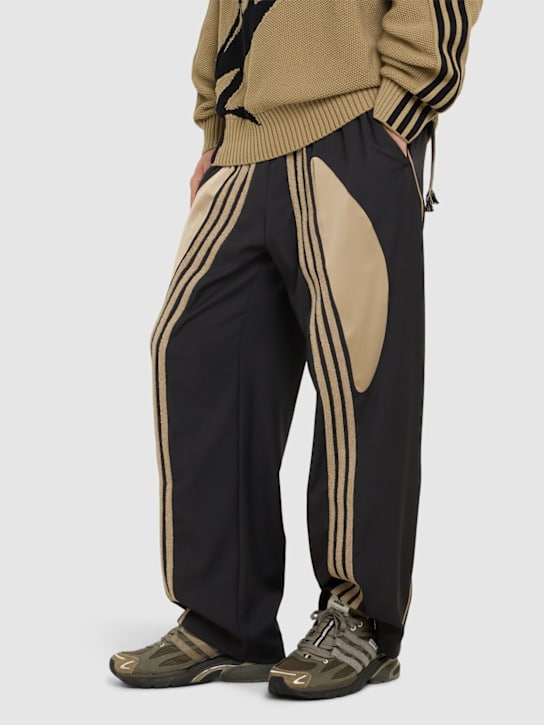 adidas Originals: SFTM Adistar Cushion sneakers - Branch/Olive - men_1 | Luisa Via Roma