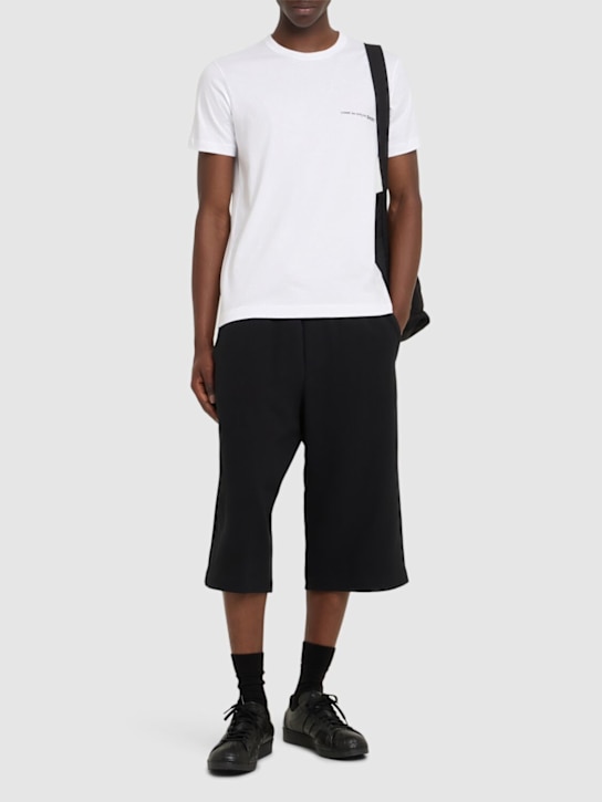 Comme des Garçons Shirt: Comme Des Garçons Shirt logo t-shirt - men_1 | Luisa Via Roma