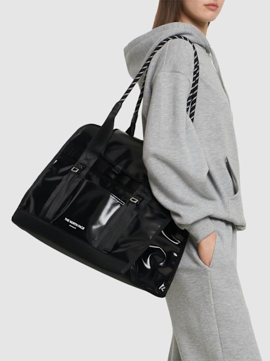 The North Face: Base Camp tote bag - women_1 | Luisa Via Roma