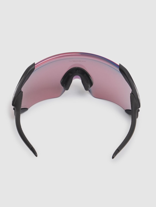 Oakley: Velo Kato sunglasses - Matte Black/Red - men_4 | Luisa Via Roma
