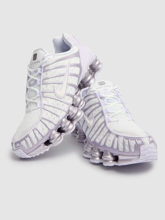 Nike: Sneakers "Shox TL" - women_1 | Luisa Via Roma