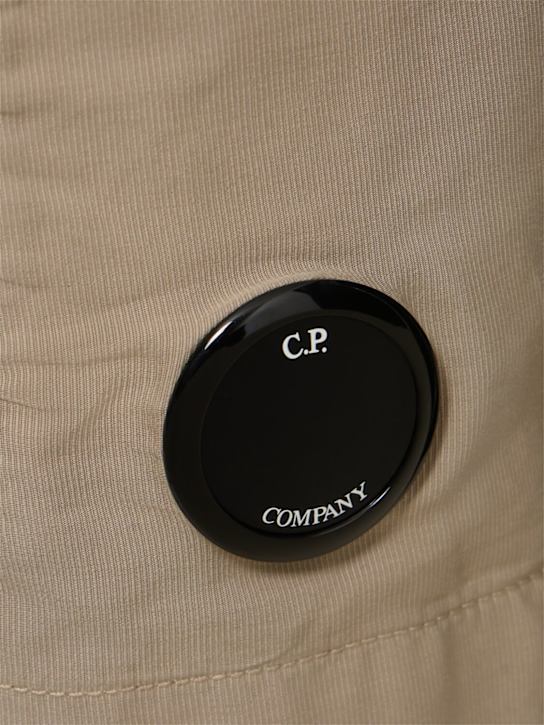 C.P. Company: Lens shorts - Vintage Khaki - men_2 | Luisa Via Roma