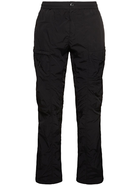 C.P. Company: Chrome-R cargo lens pants - Black - men_0 | Luisa Via Roma