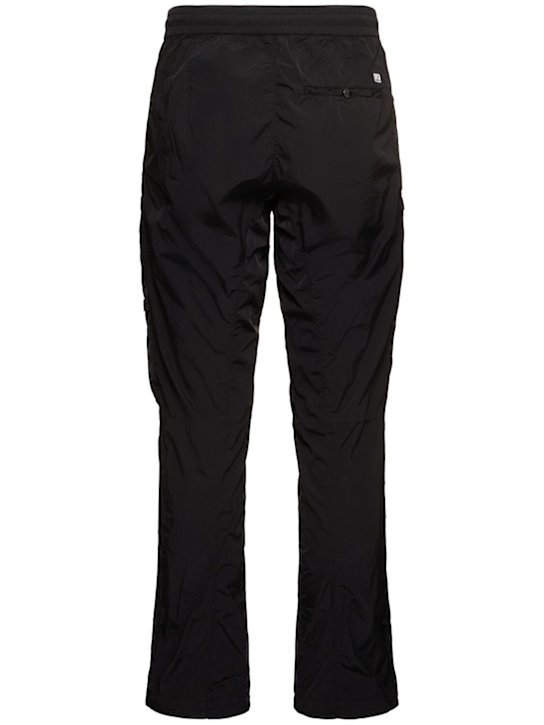 C.P. Company: Chrome-R cargo lens pants - Black - men_3 | Luisa Via Roma